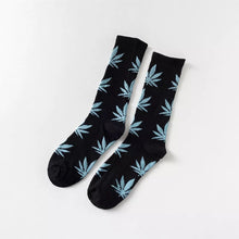 Load image into Gallery viewer, Weed Leaf Socks
