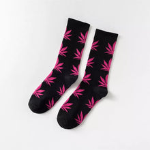 Load image into Gallery viewer, Weed Leaf Socks
