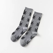 Load image into Gallery viewer, Weed Leaf Socks
