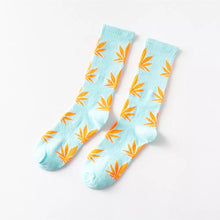 Load image into Gallery viewer, Weed Leaf Socks
