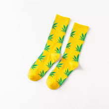 Load image into Gallery viewer, Weed Leaf Socks
