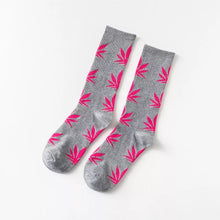 Load image into Gallery viewer, Weed Leaf Socks
